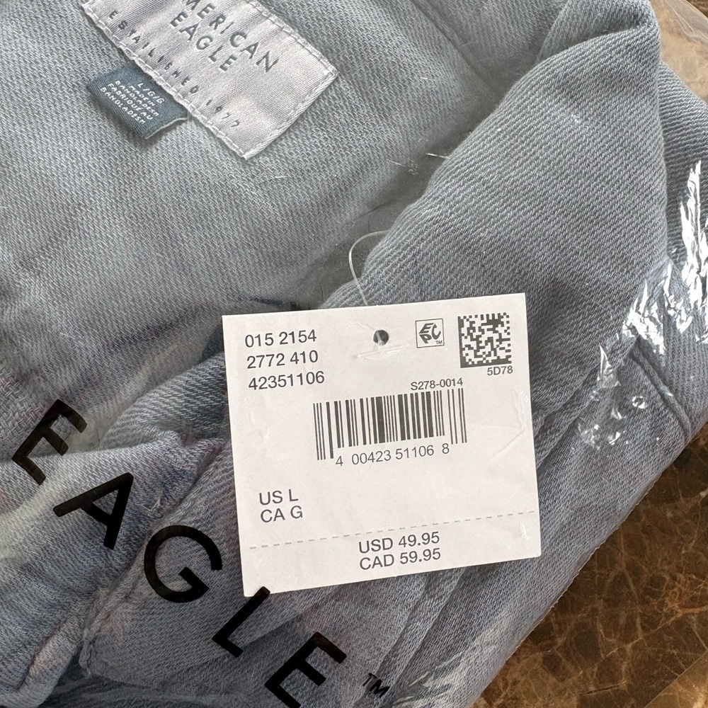 American Eagle Outfitters Light Blue Button-Up Shirt
